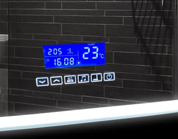 часы на зеркале 